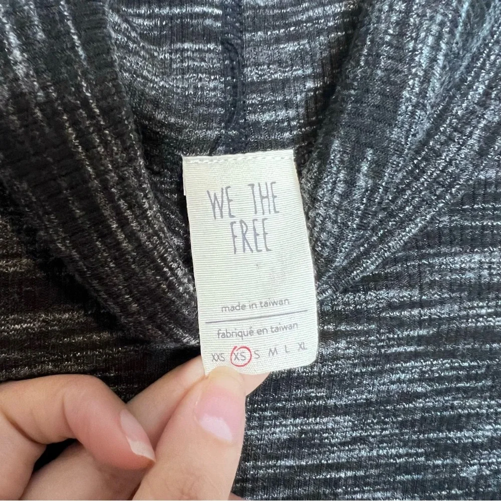 FREE PEOPLE We The Free Stone Cold Turtleneck Tunic Top. Size‎ XS